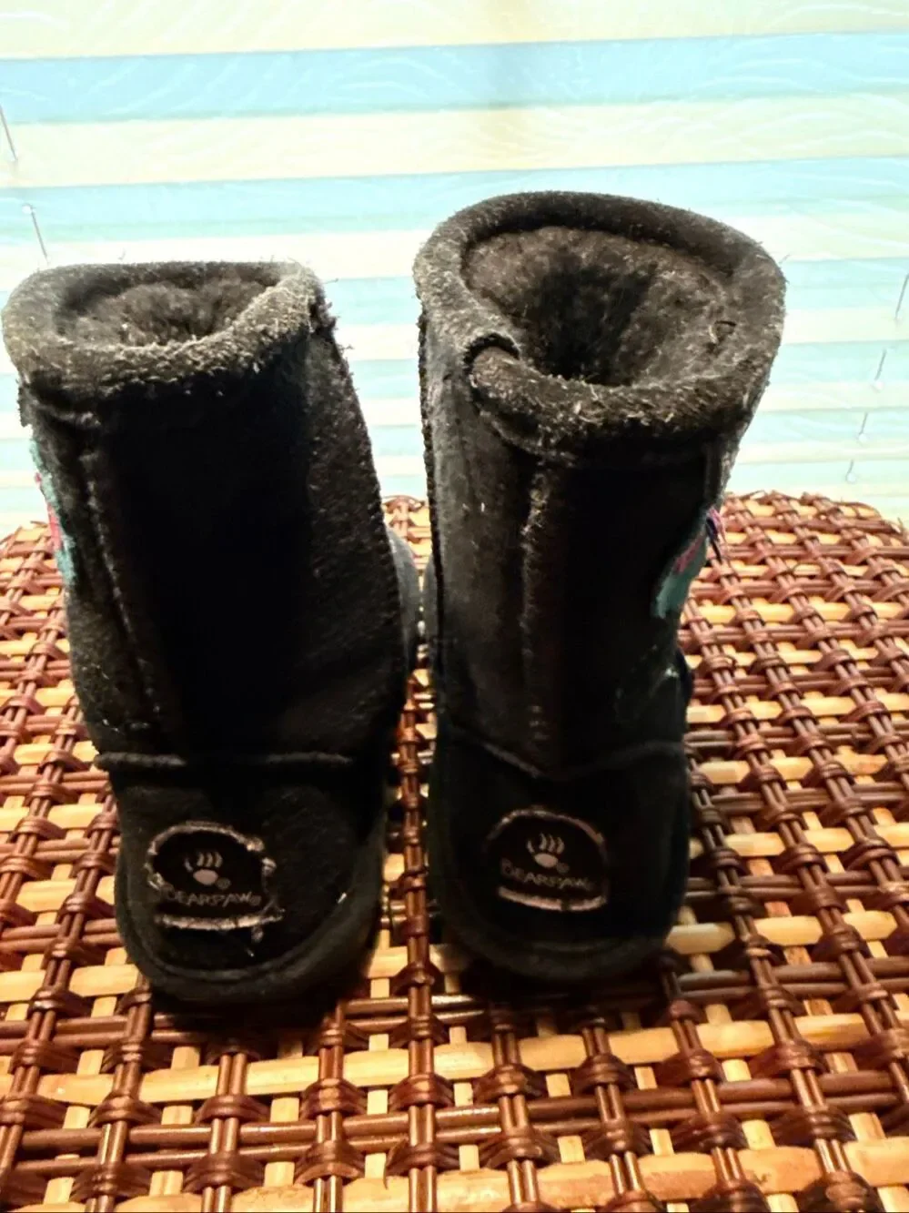Bearpaw Girls' Buttercup Suede Boots black